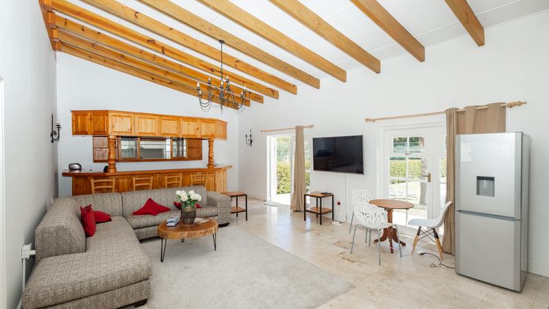 2 Bedroom Property for Sale in Constantia Western Cape